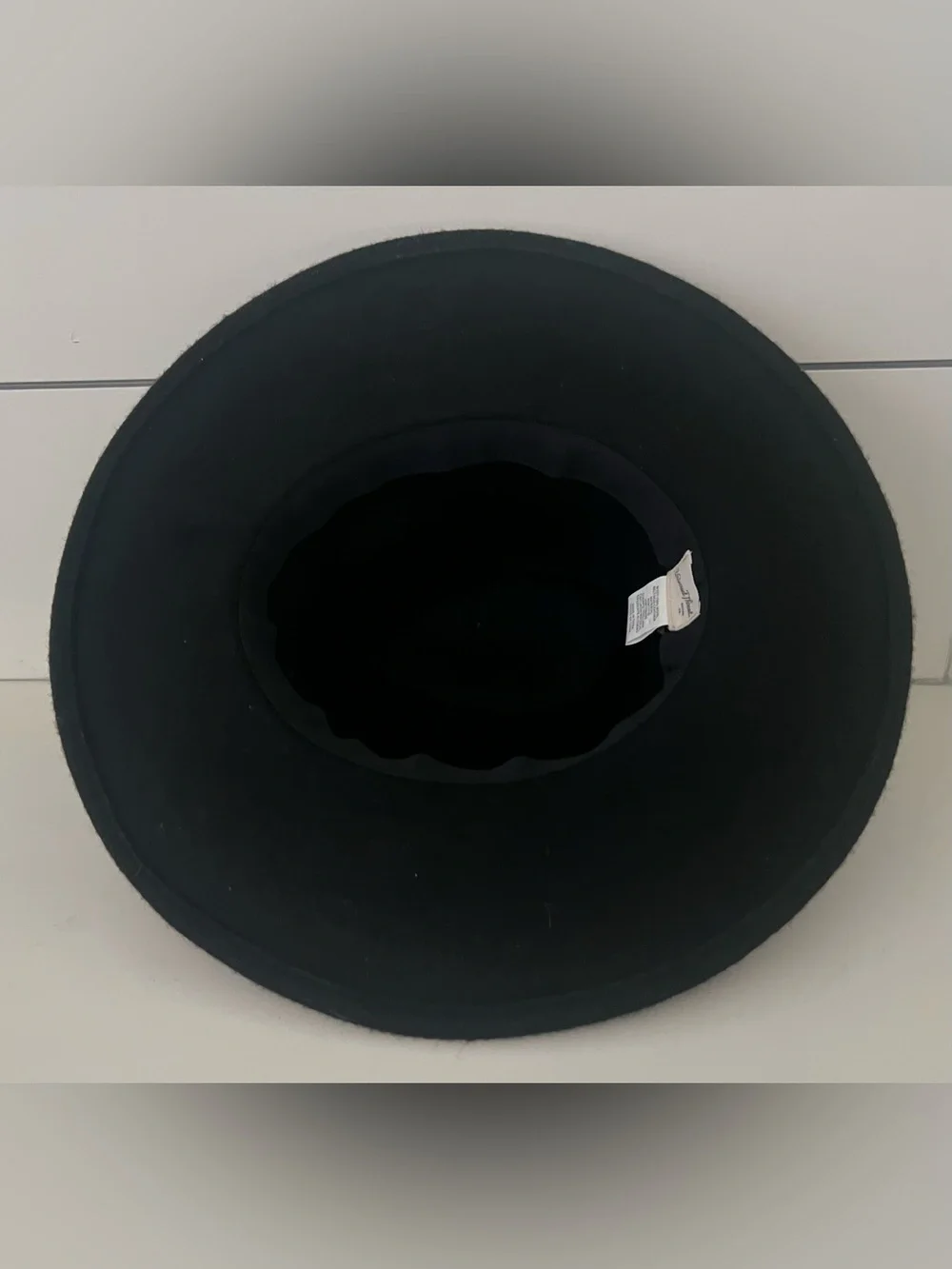 Women’s Classic Black Wool Felt Wide Brim Rancher/Fedora Hat